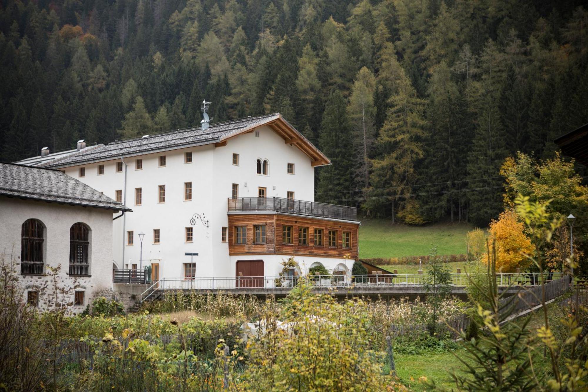 Hotel Zum Hirschen 3*